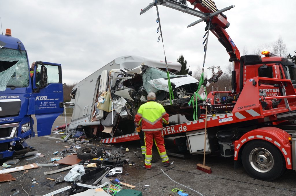 Schwerer VU A 1 Rich Saarbruecken kurz vor AK Leverkusen P180.JPG - Miklos Laubert